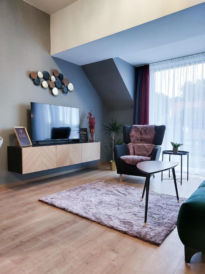 Linden Apartman 107 Glamour (Adults Only) Мошонмадьяровар Экстерьер фото
